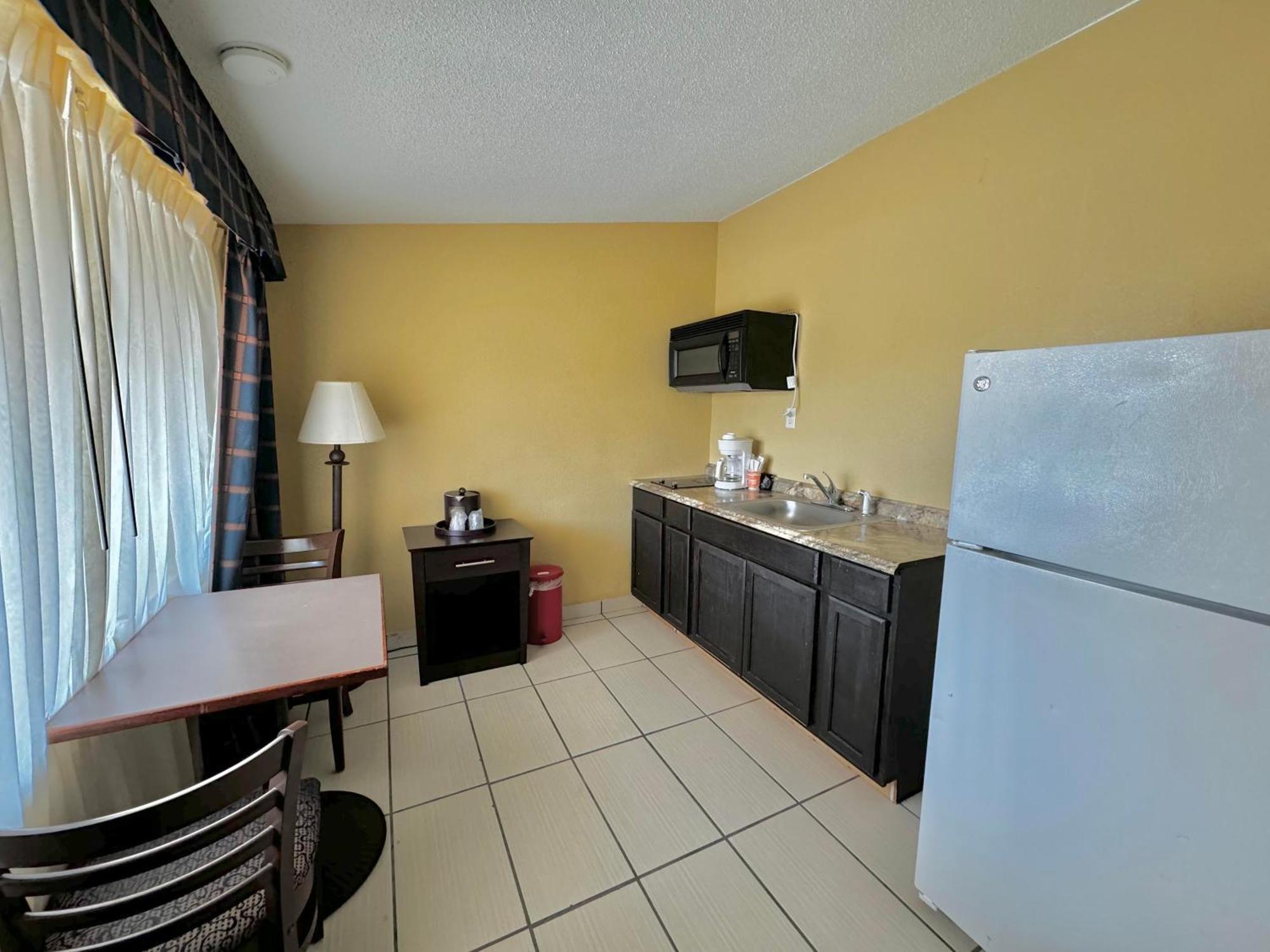 Regency Inn & Suites New London Mystic מראה חיצוני תמונה