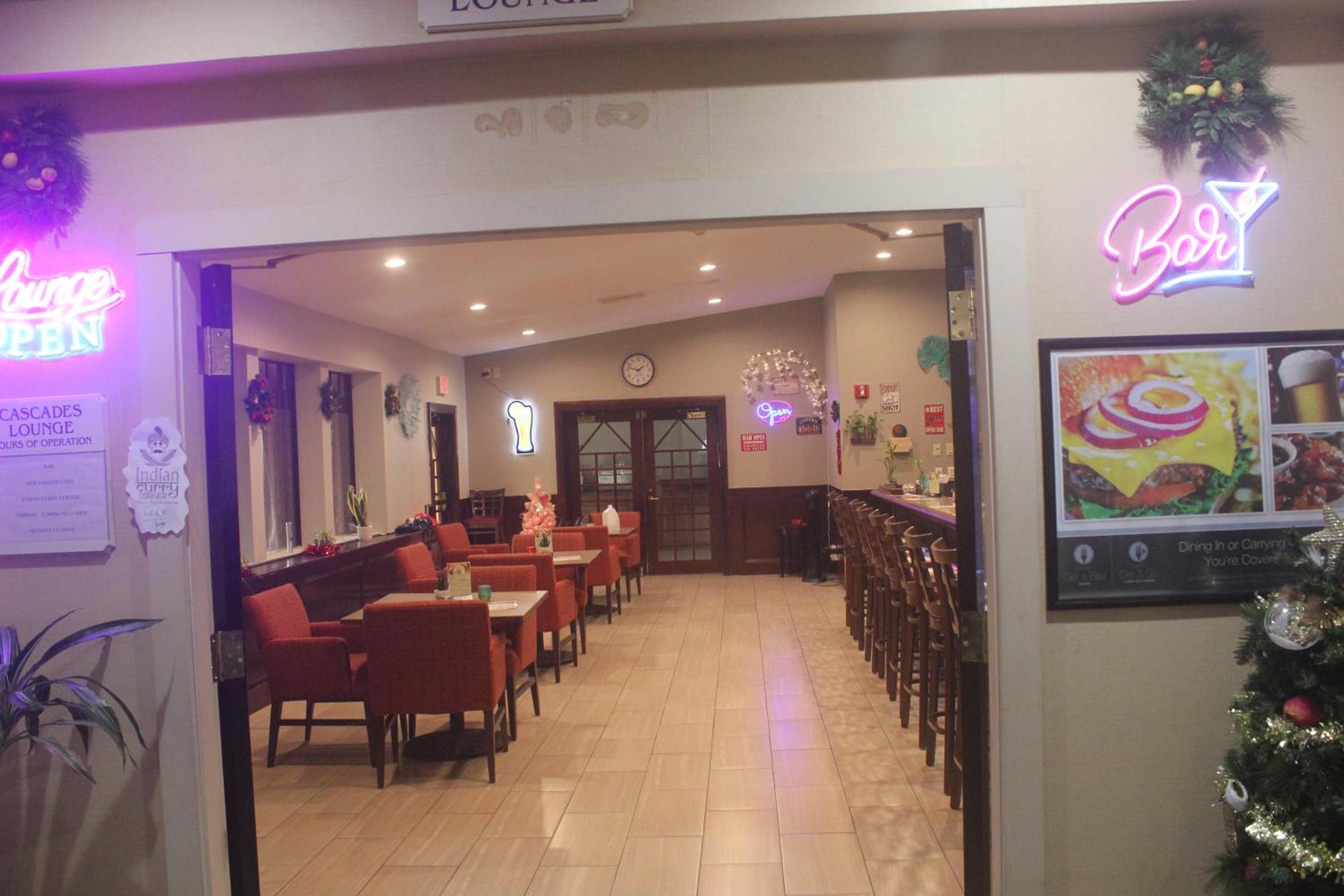 Regency Inn & Suites New London Mystic מראה חיצוני תמונה
